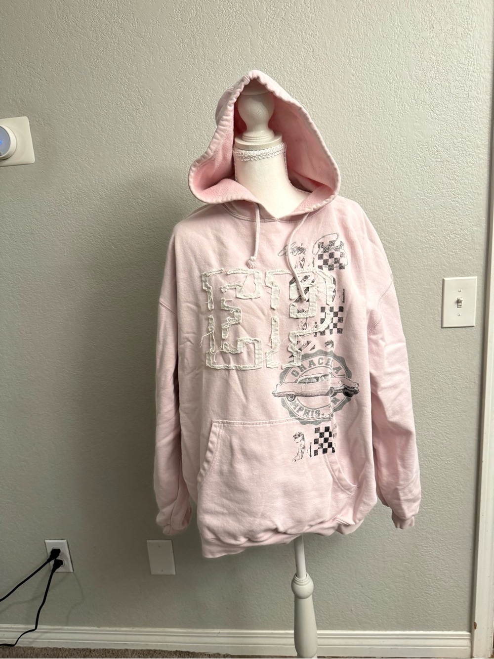 Direct from Graceland “Elvis Presley Patchwork Destination hoodie size XL unisex